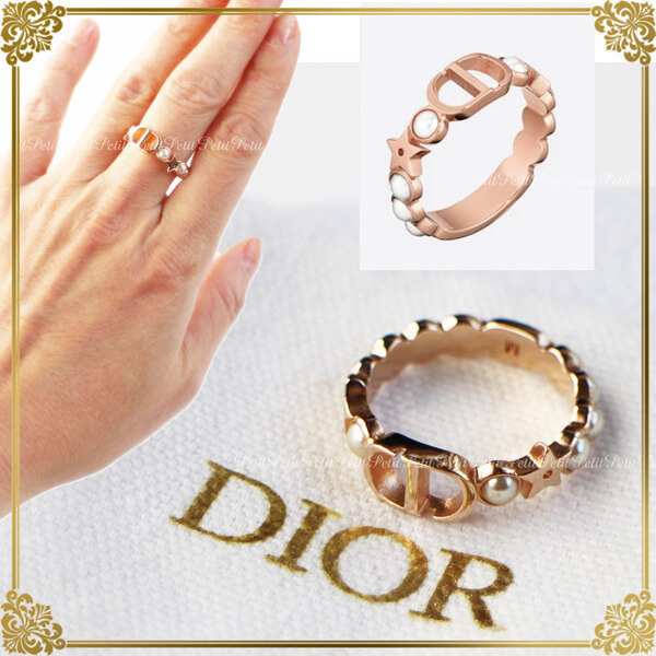 Dior リング 偽物 CDロゴ×星×パール ピンクゴールドリング201120G193