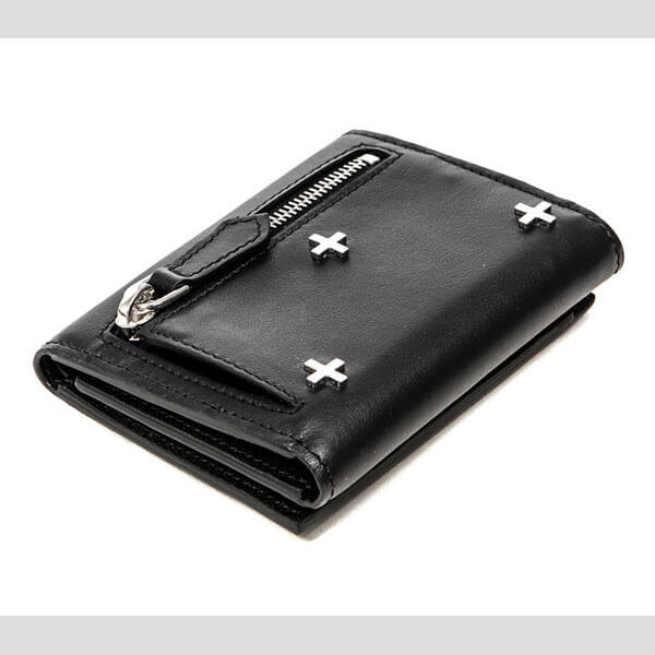 ジバンシィ財布 コピー クロススタッズ 三つ折り財布 ブラック BC06221683 001