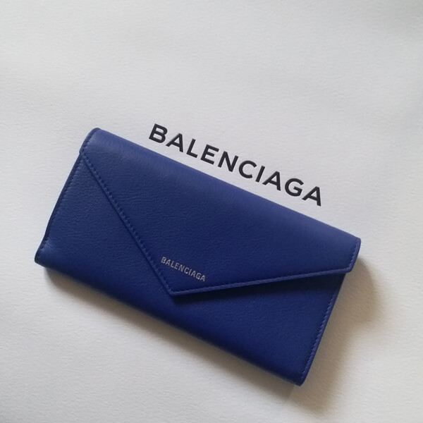 バレンシアガコピー Balenciaga 絶対欲しい ペーパーフラップ長財布201116B132