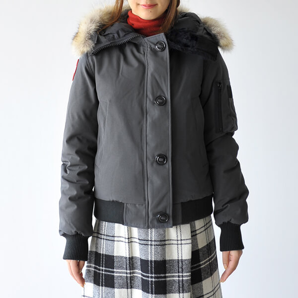 秋冬新作 CANADA GOOSE スーパーコピー ラブラドールボンバー フードファー ダウンジャケット ブルゾンパーカー7967JL レディース