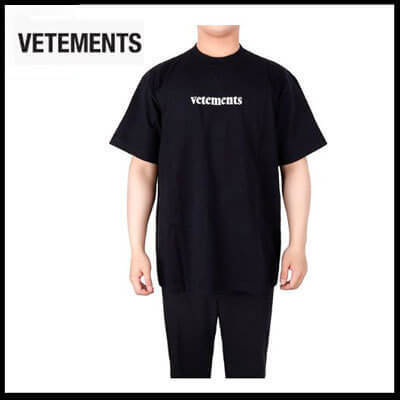 ヴェトモンコピー VETEMENTS ロゴ Tシャツ SS20TR305