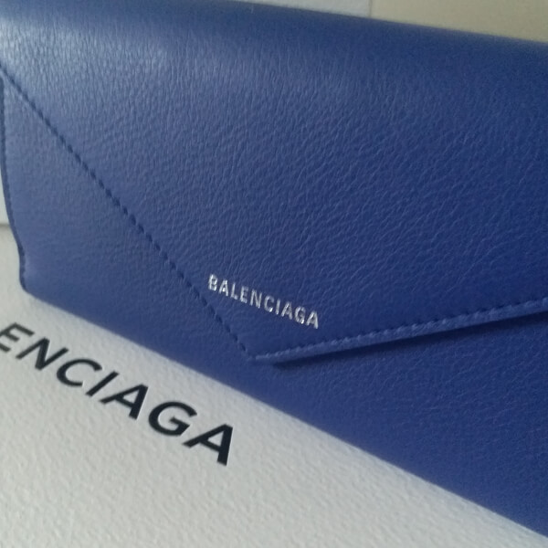 バレンシアガコピー Balenciaga 絶対欲しい ペーパーフラップ長財布201116B132