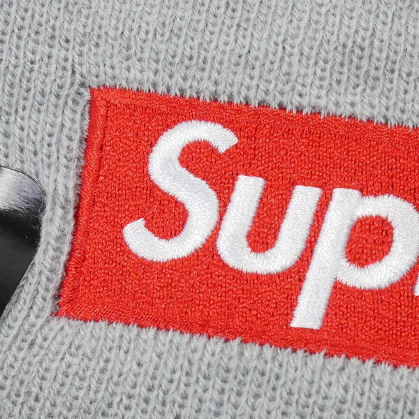 supreme ニット 帽 偽物  New Era Box Logo ロゴビーニー グレー (ステッカー付き)20E11C3