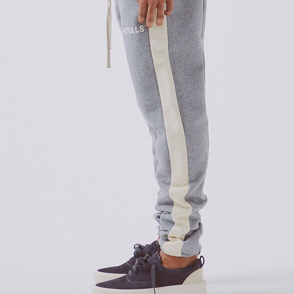 フィアオブゴッド FOG Essentials 18FW Side Stripe Sweatpants スウェット 偽物 21041553
