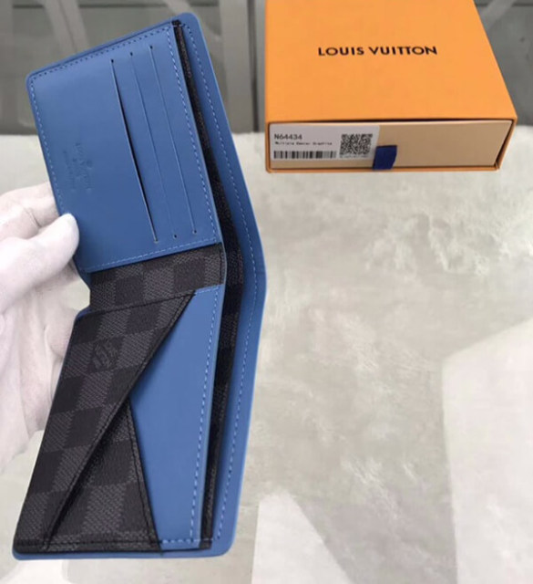 Louis Vuitton ダミエグラフィット ポルトフォイユ ミュルティプル N64434