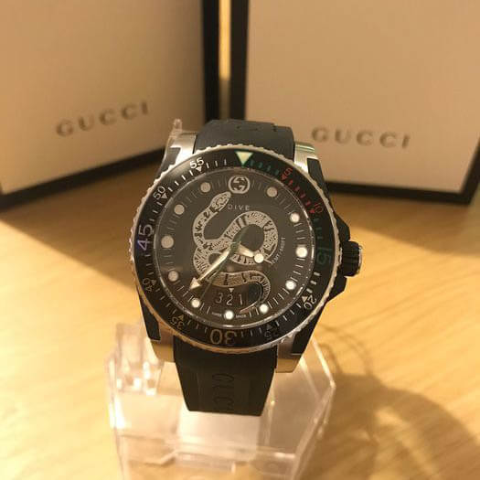 GUCCI(グッチ) スーパーコピー メンズ腕時計 YA136323 ダイブ