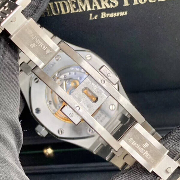 オーデマピゲ ロイヤルオーク 41ｍｍ 15400ST.OO.1220ST.03カテゴリーオーデマピゲ ロイヤルオーク（新品）