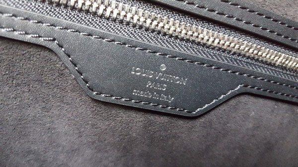 ルイヴィトンスーパーコピー×シュプリーム M53433 17aw Supreme Louis Vuitton KEEP.45 BA.SP EPI DWT NOIR エピ キーポル バンドリエール45