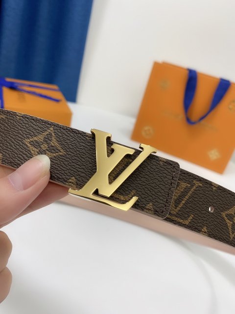 ルイヴィトンベルトコピー LOUIS VUITTON 2021新作  ルイヴィトンベルト0047