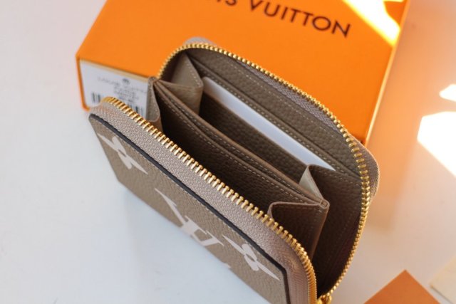 ルイヴィトン財布コピー 大人気2021新品 Louis Vuitton ルイヴィトン財布0024