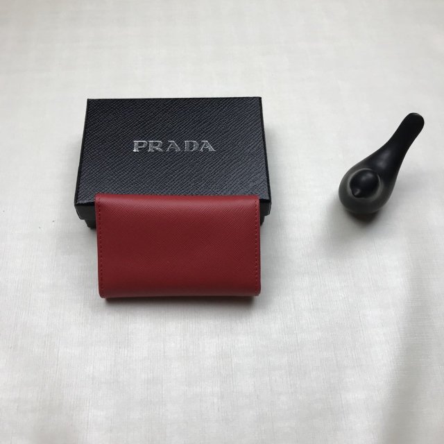 プラダ財布コピー 2021新品注目度NO.1 PRADA プラダ財布0095