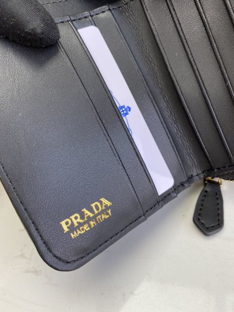 プラダ財布コピー 定番人気2021新品 PRADA  プラダ財布0145