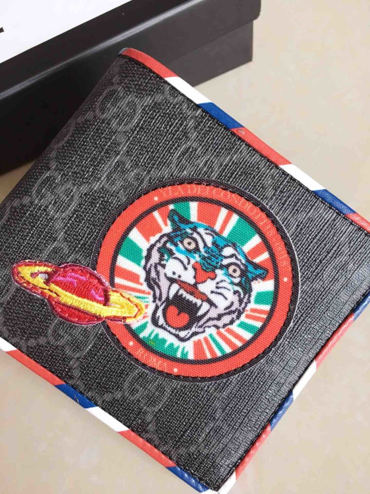 グッチ財布コピー 定番人気2021新品 GUCCI  グッチ財布0121