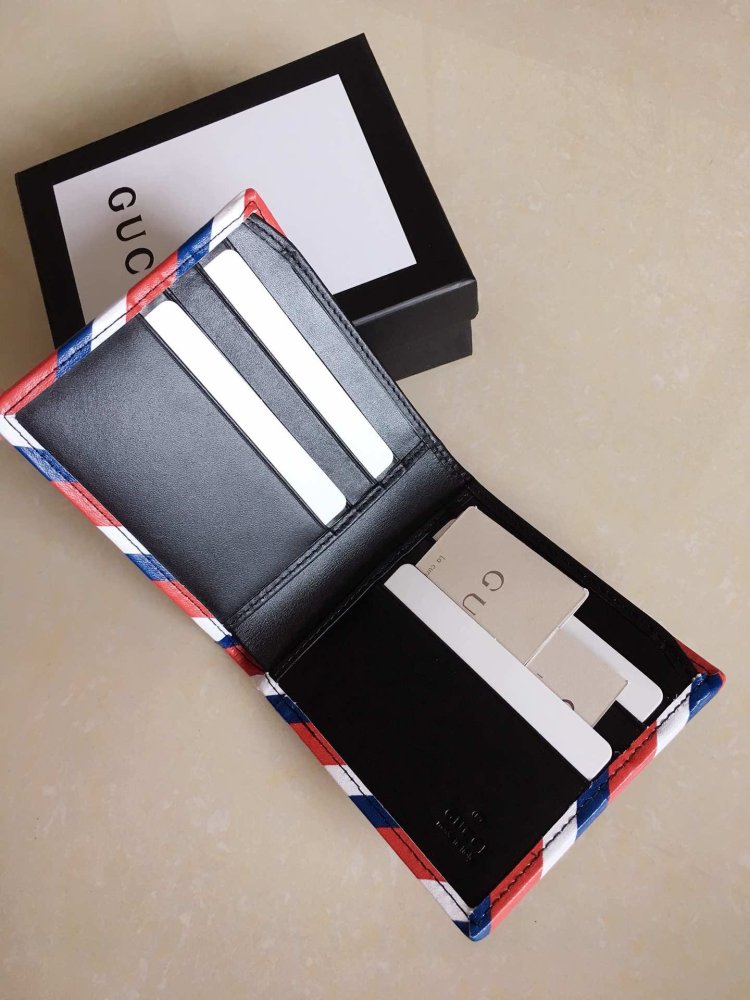 グッチ財布コピー 定番人気2021新品 GUCCI  グッチ財布0121