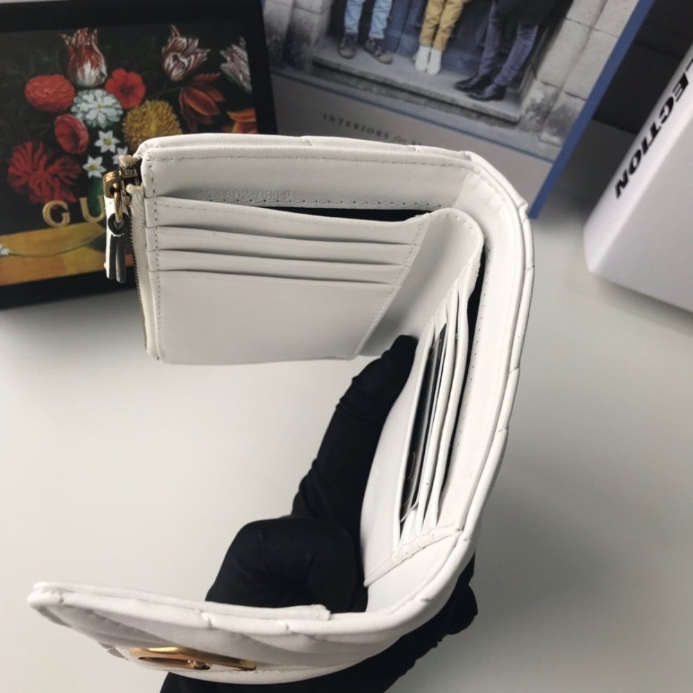 グッチ財布コピー 定番人気2021新品 GUCCI  グッチ財布0173