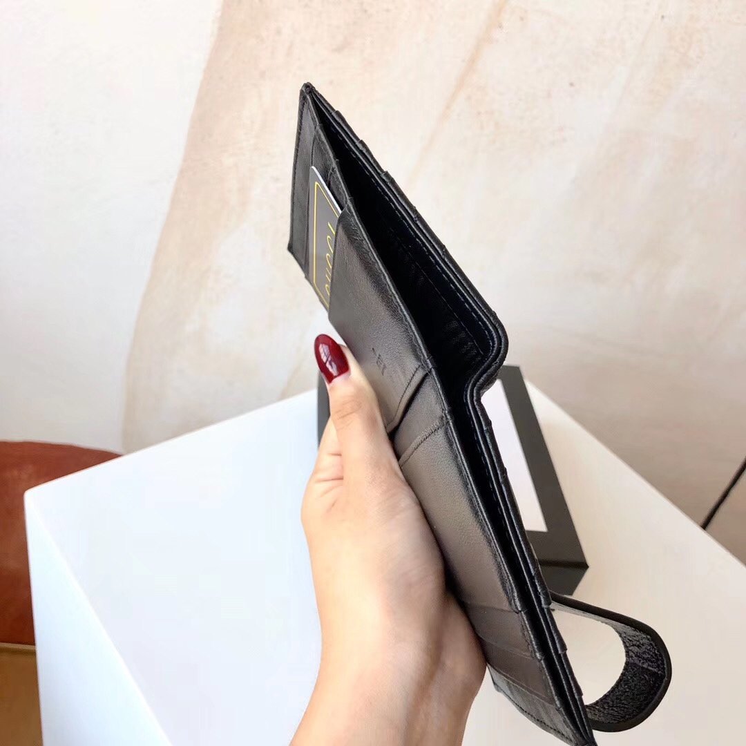グッチ財布コピー 2021新品注目度NO.1 GUCCI  グッチ財布0056