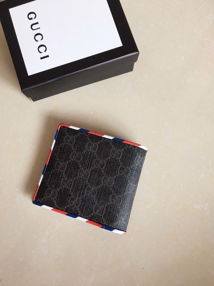 グッチ財布コピー 定番人気2021新品 GUCCI  グッチ財布0121