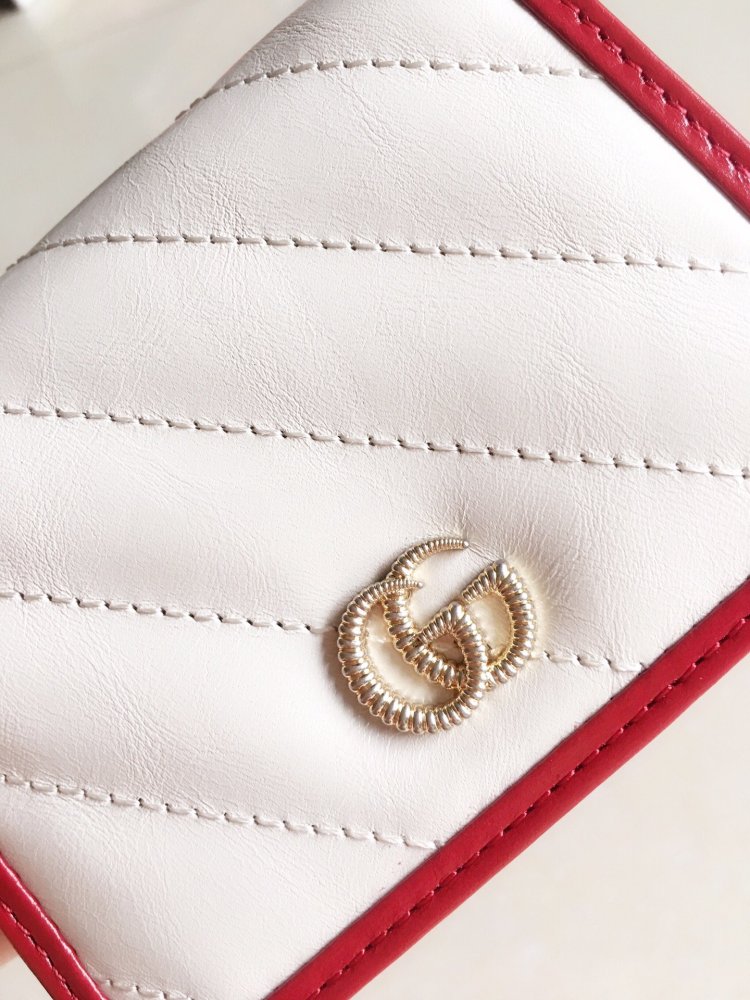 グッチ財布コピー 定番人気2021新品 GUCCI  グッチ財布0153