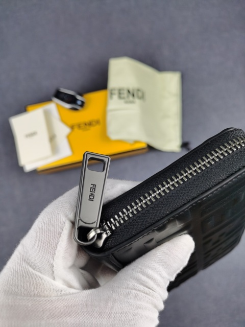 フェンディ財布コピー 2021新品注目度NO.1 FENDI フェンディ財布0035