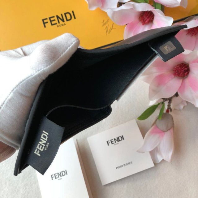 フェンディ財布コピー  大人気2021新品 FENDI フェンディ財布0082