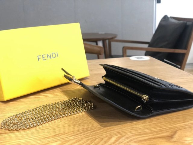フェンディ財布コピー  大人気2021新品 FENDI フェンディ財布0062
