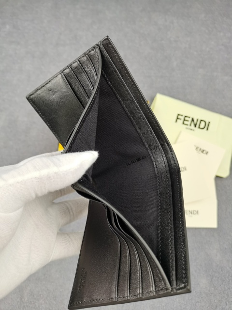 フェンディ財布コピー 2021新品注目度NO.1 FENDI フェンディ財布0044