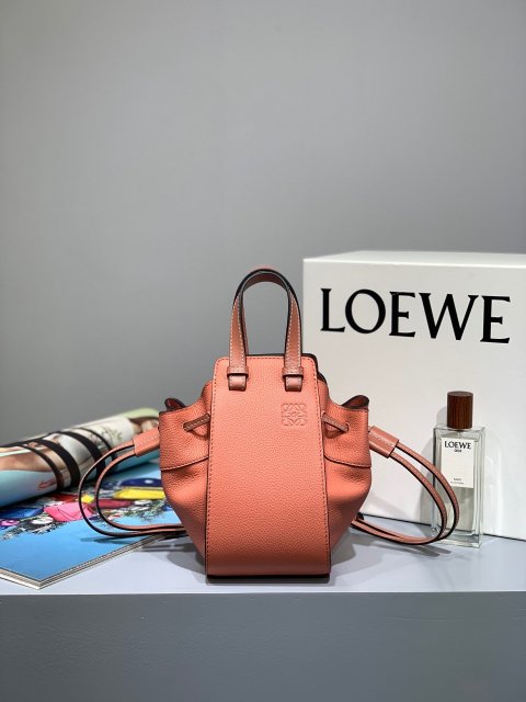 ロエベバッグコピー 2021新品大人気NO.1  Loewe  ロエベバッグ00007