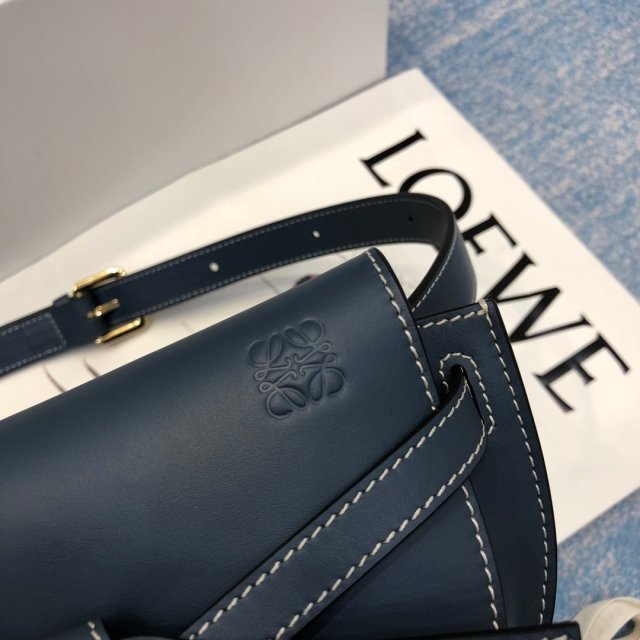 ロエベバッグコピー 定番人気2021新品  Loewe  ロエベバッグ00053