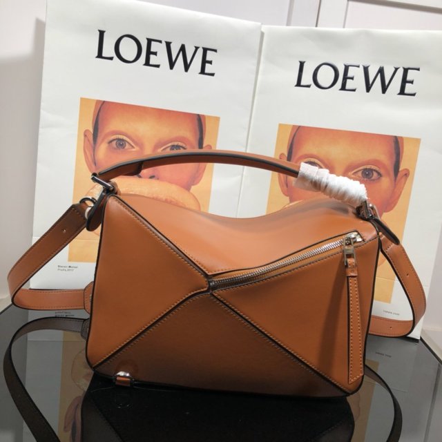 ロエベバッグコピー 定番人気2021新品  Loewe  ロエベバッグ00050