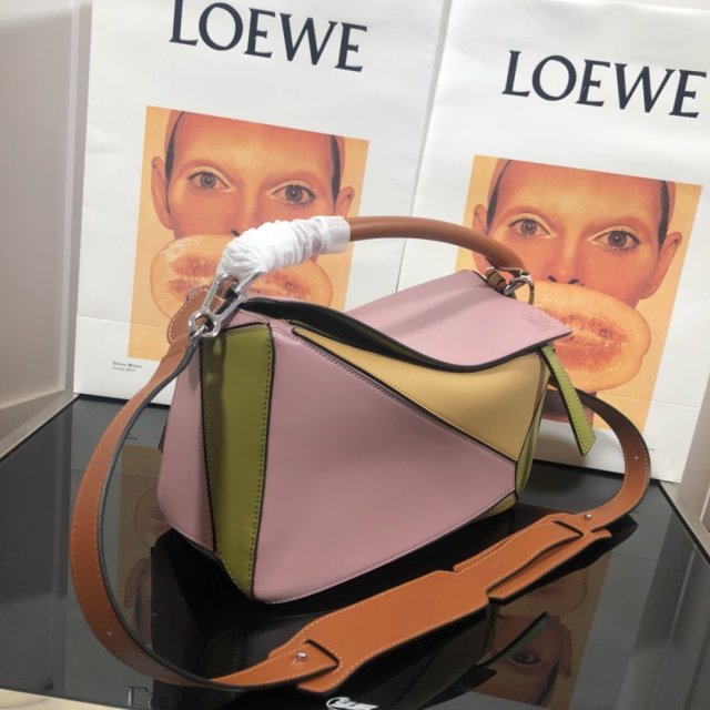 ロエベバッグコピー 定番人気2021新品  Loewe  ロエベバッグ00045