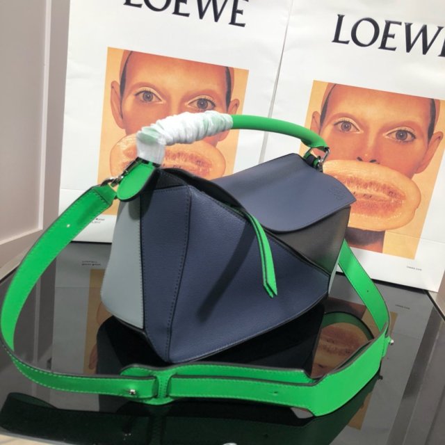 ロエベバッグコピー 定番人気2021新品  Loewe  ロエベバッグ00048