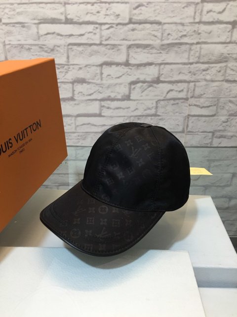 ルイヴィトン帽子コピー 定番人気2021新品  Louis Vuitton  ルイヴィトン帽子0113