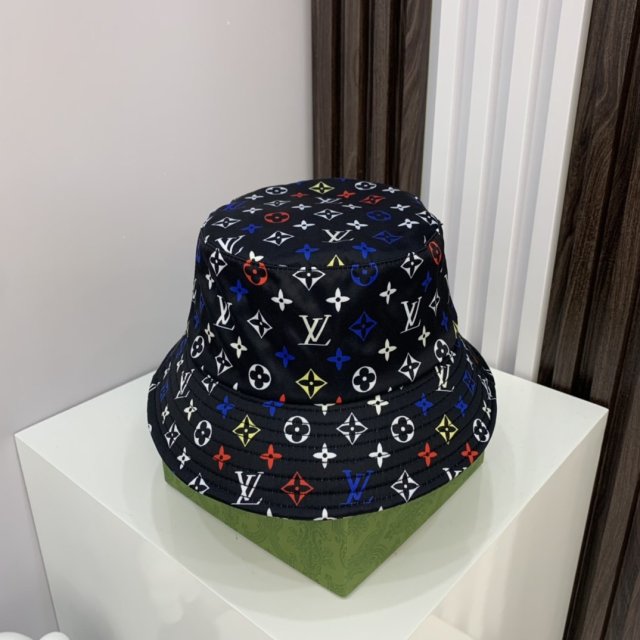 ルイヴィトン帽子コピー 大人気2021新品 Louis Vuitton  ルイヴィトン帽子0053