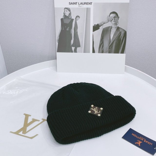 ルイヴィトン帽子コピー 大人気2021新品 Louis Vuitton  ルイヴィトン帽子0047