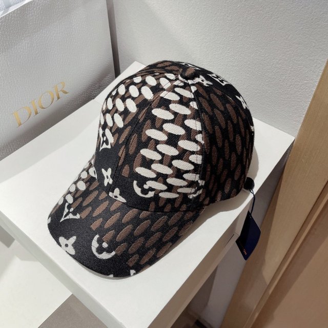 ルイヴィトン帽子コピー 2021新品大人気NO.1  Louis Vuitton  ルイヴィトン帽子0085