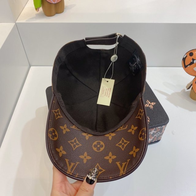 ルイヴィトン帽子コピー 定番人気2021新品  Louis Vuitton  ルイヴィトン帽子0111