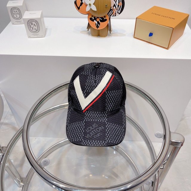 ルイヴィトン帽子コピー 2021新品大人気NO.1  Louis Vuitton  ルイヴィトン帽子0093