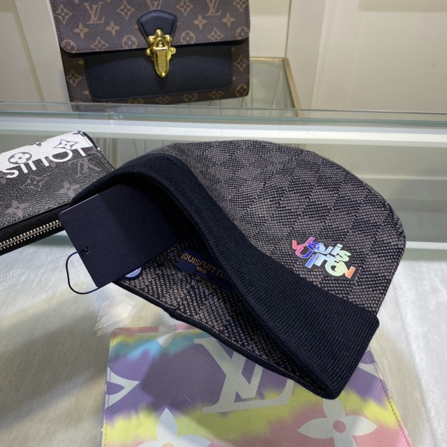 ルイヴィトン帽子コピー 大人気2021新品2色 Louis Vuitton  ルイヴィトン帽子0043