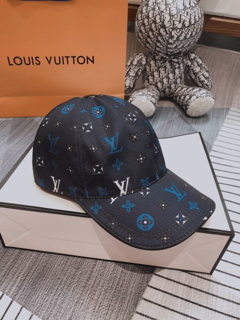 ルイヴィトン帽子コピー 大人気2021新品2色  Louis Vuitton  ルイヴィトン帽子0121