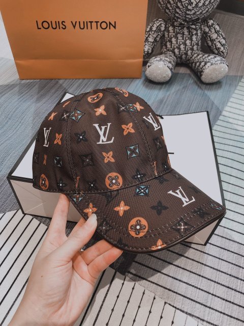 ルイヴィトン帽子コピー 大人気2021新品2色  Louis Vuitton  ルイヴィトン帽子0121