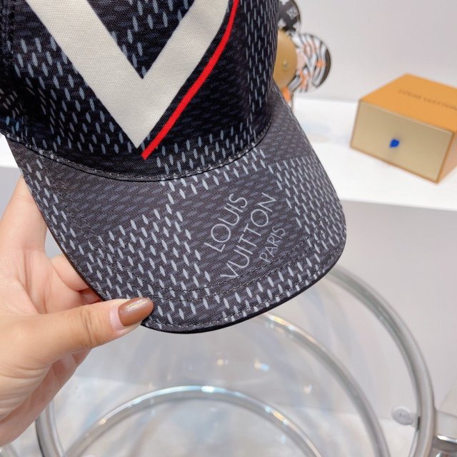 ルイヴィトン帽子コピー 2021新品大人気NO.1  Louis Vuitton  ルイヴィトン帽子0093