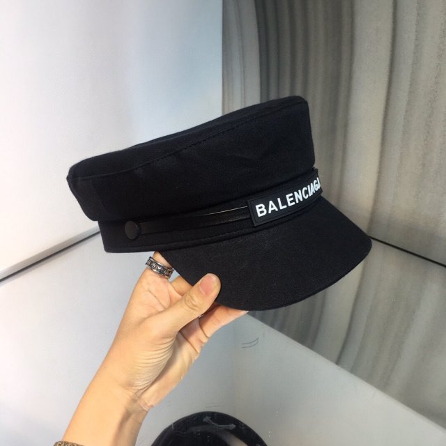 バレンシアガ帽子コピー  大人気2021新品  BALENCIAGA  バレンシアガ帽子0106