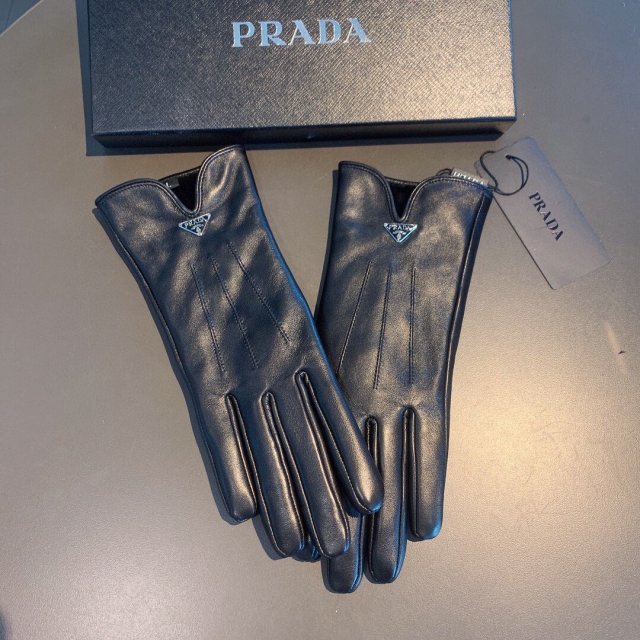 プラダ手袋コピー  定番人気2021新品   PRADA   プラダ手袋0003