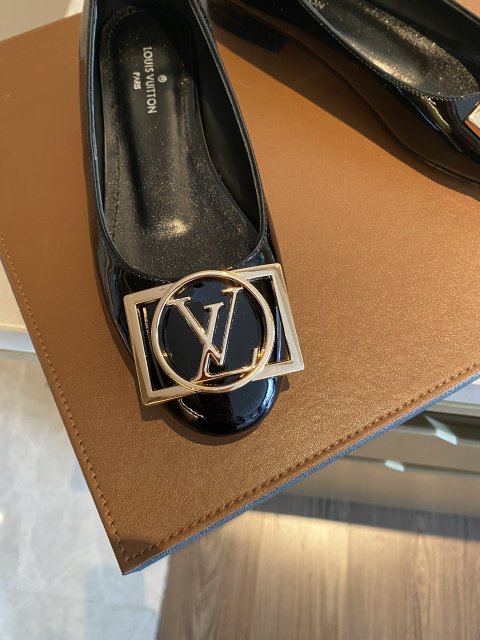 ルイヴィトン靴コピー 2022SS新作通販 Louis Vuitton ルイヴィトン靴0025