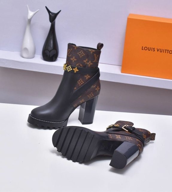 ルイヴィトン靴コピー 定番人気2022新品 Louis Vuitton ルイヴィトン靴0118