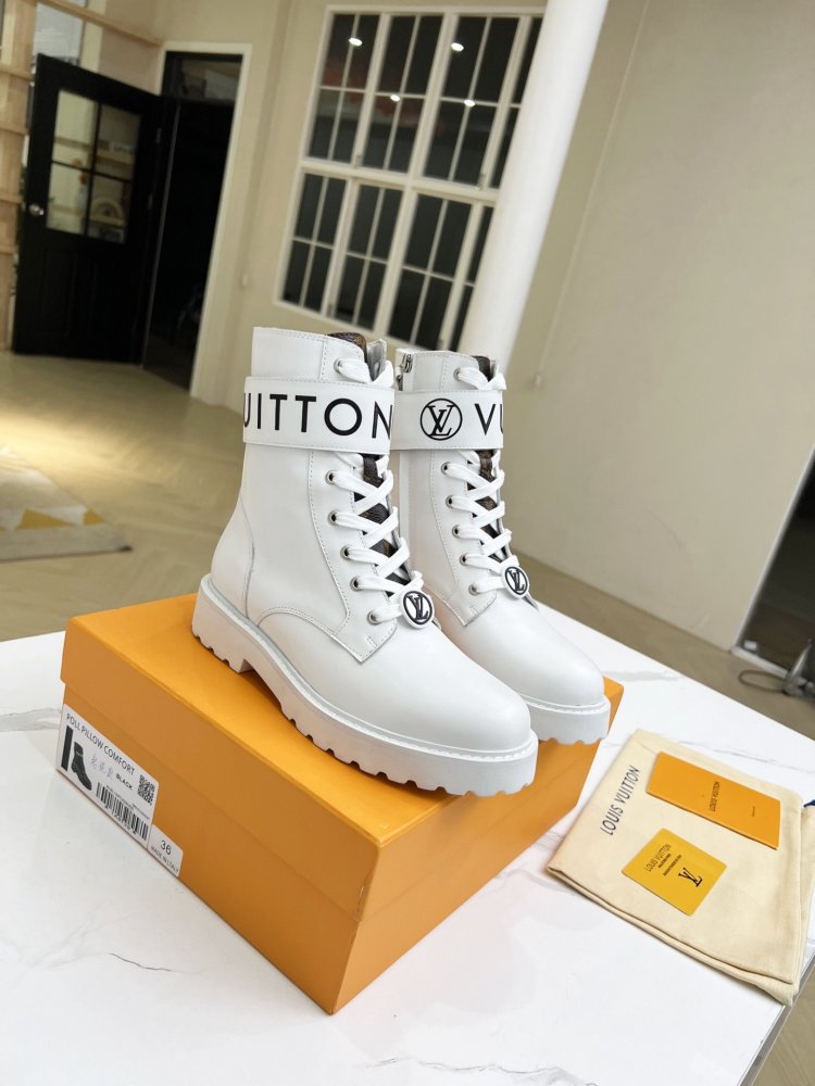 ルイヴィトン靴コピー 大人気2022新品 Louis Vuitton ルイヴィトン靴0174
