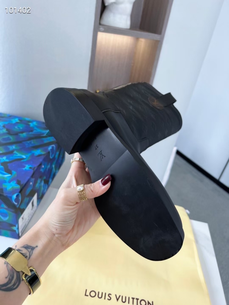 ルイヴィトン靴コピー 大人気2022新品 Louis Vuitton ルイヴィトン靴0187