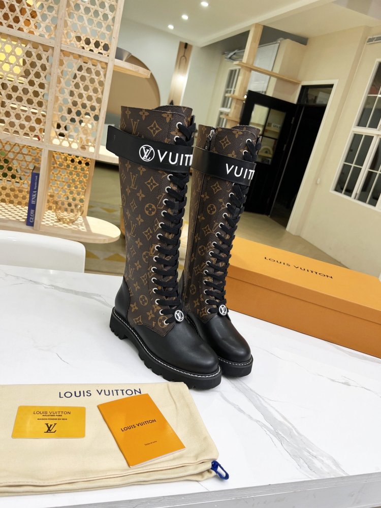 ルイヴィトン靴コピー 定番人気2022新品 Louis Vuitton ルイヴィトン靴0190