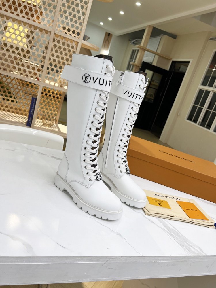 ルイヴィトン靴コピー 定番人気2022新品 Louis Vuitton ルイヴィトン靴0191