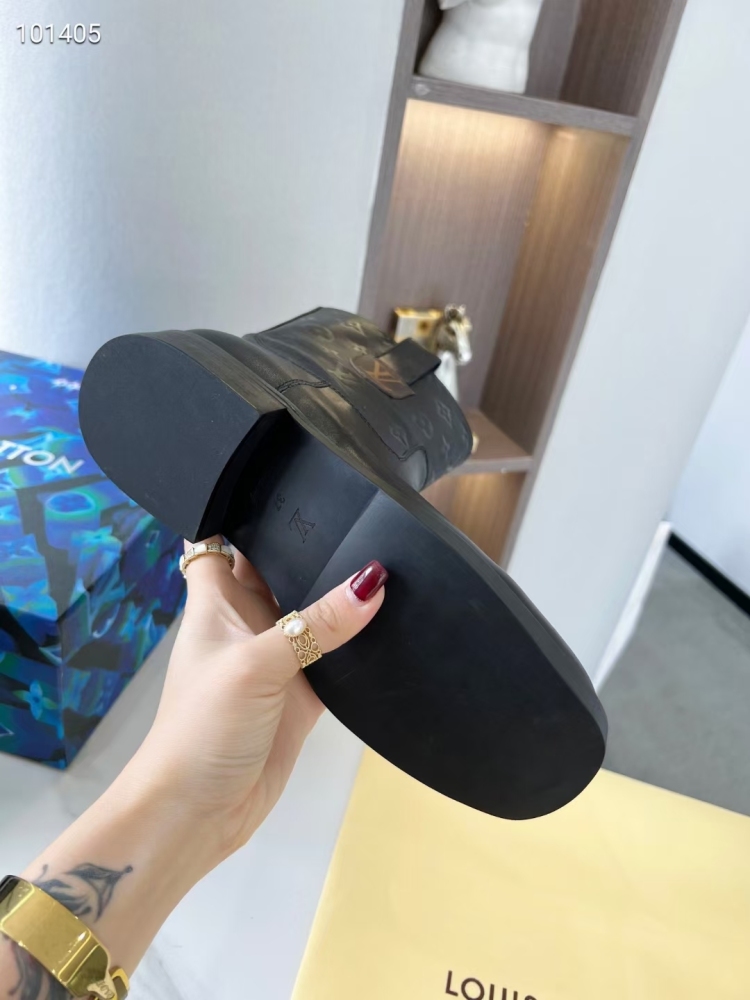 ルイヴィトン靴コピー 大人気2022新品 Louis Vuitton ルイヴィトン靴0188
